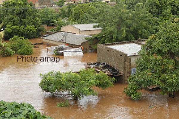 Mali 24 người thiệt mạng do lũ lụt ở Bamako